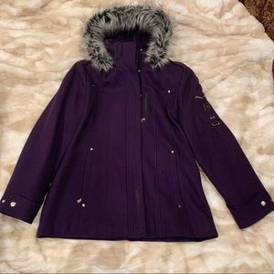 Heavy coat with removable fur hood